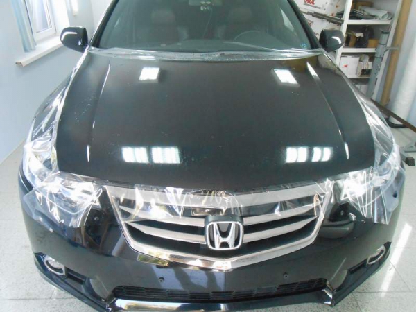 Антигравийная пленка автомобиля